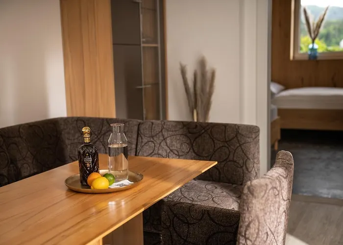 Velden Am - 24 Mit Seezugang